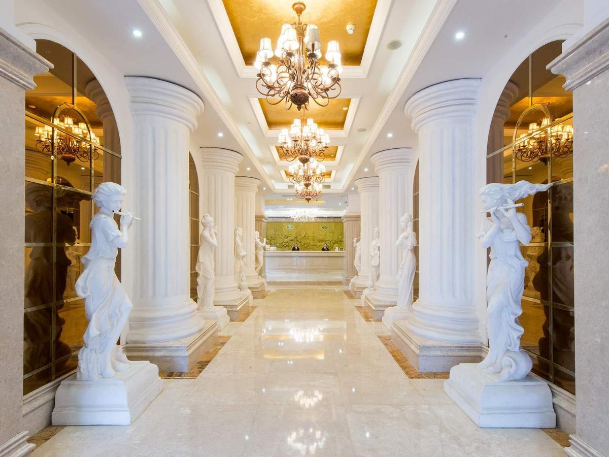 Vienna Hotel Banxuegang Road Shenzhen Exteriör bild