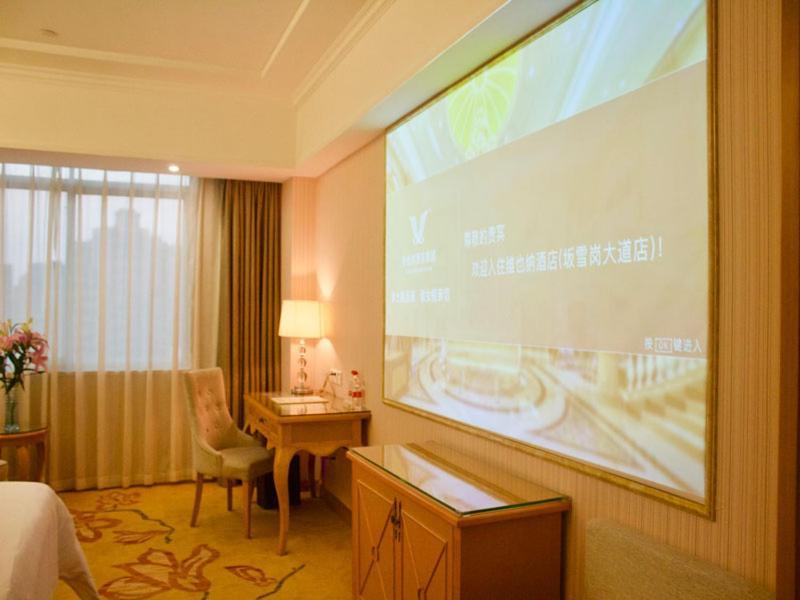 Vienna Hotel Banxuegang Road Shenzhen Exteriör bild